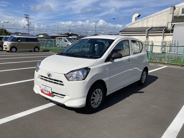 ミライースＬ　ＳＡIII１３インチフルホイールキャップ　マルチリフレクターハロゲンヘッドランプ　可倒式ドアミラー　自発光式デジタルメーターアンバーイルミネーションメーター　マニュアルエアコン（ダイヤル式）　キーレスエントリー（静岡県）の中古車