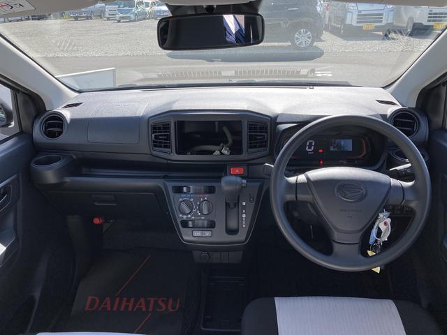 ミライースＬ　ＳＡIII１３インチフルホイールキャップ　マルチリフレクターハロゲンヘッドランプ　可倒式ドアミラー　自発光式デジタルメーターアンバーイルミネーションメーター　マニュアルエアコン（ダイヤル式）　キーレスエントリー（静岡県）の中古車