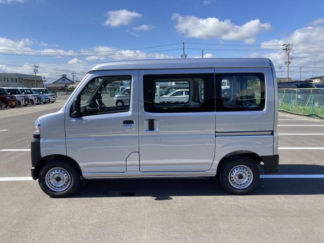 ハイゼットカーゴスペシャル２ＷＤ　ＣＶＴ　プリントレザーシート　アッパートレイ　ユースフルナット（３１か所）（静岡県）の中古車