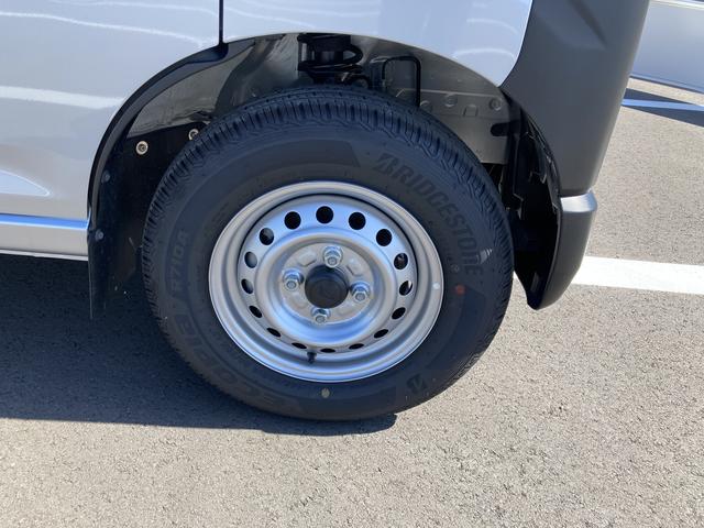 ハイゼットカーゴスペシャル２ＷＤ　ＣＶＴ　プリントレザーシート　アッパートレイ　ユースフルナット（３１か所）（静岡県）の中古車