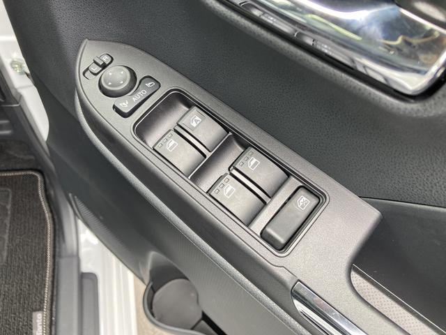 タントカスタムＸ１４インチアルミホイール　大型エアロバンパー　フルＬＥＤヘッドランプ　オート格納式カラードドアミラー　両側パワースライドドア　キーフリーシステム　プッシュボタンスタート（静岡県）の中古車