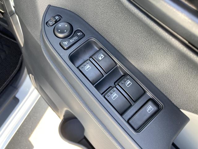 タントＸ１４インチフルホイールキャップ　フルＬＥＤヘッドランプ　オート格納式カラードドアミラー　左側パワースライドドア　ＴＦＴカラーマルチインフォメーションディスプレイ　フルファブリックシート（静岡県）の中古車