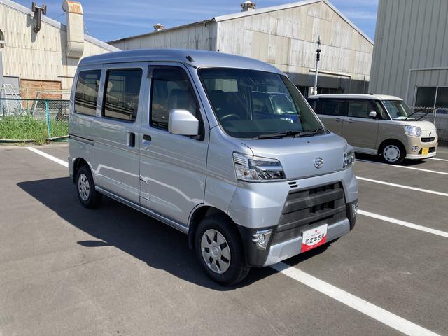 ハイゼットカーゴクルーズＳＡIIIＭＴ　４ＷＤ　オーバーヘッドシェルフ　１２インチフルホイールキャップ　撥水フルファヴリックシート表皮　キーレスエントリー　マニュアルエアコン（静岡県）の中古車