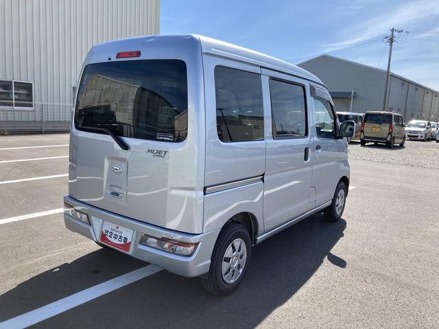 ハイゼットカーゴクルーズＳＡIIIＭＴ　４ＷＤ　オーバーヘッドシェルフ　１２インチフルホイールキャップ　撥水フルファヴリックシート表皮　キーレスエントリー　マニュアルエアコン（静岡県）の中古車