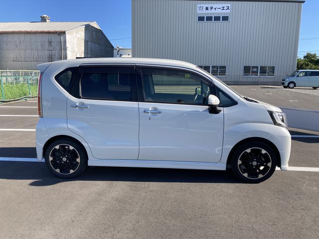 ムーヴカスタム　ＲＳ　ハイパーＳＡIIＬＥＤヘッドライト　１５インチアルミホイール　キーフリーシステム　チルトステアリング　ＵＶカットガラス　運転席シートリフター　プッシボタンスタート（静岡県）の中古車