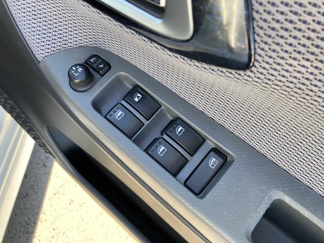 ムーヴカスタム　ＲＳ　ハイパーＳＡIIＬＥＤヘッドライト　１５インチアルミホイール　キーフリーシステム　チルトステアリング　ＵＶカットガラス　運転席シートリフター　プッシボタンスタート（静岡県）の中古車
