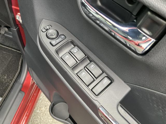 タントカスタムＸ１４インチアルミホイール　大型エアロバンパー　フルＬＥＤヘッドランプ　オート格納式カラードドアミラー　両側パワースライドドア　キーフリーシステム　プッシュボタンスタート（静岡県）の中古車