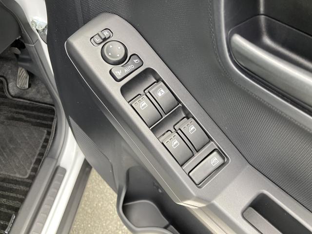 タフトＸ　ナビ付ナビ　１５インチスチールホイール（ブラック塗装）　マニュアルレベリング機能付フルＬＥＤヘッドランプ　マルチインフォメーションディスプレイ（静岡県）の中古車