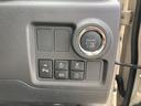キーフリーシステム　プッシュボタンスタート　純正ナビ　フルホイールキャップ　電動格納ドアミラー　オートエアコン（プッシュ式）　ＵＶカットガラス（静岡県）の中古車