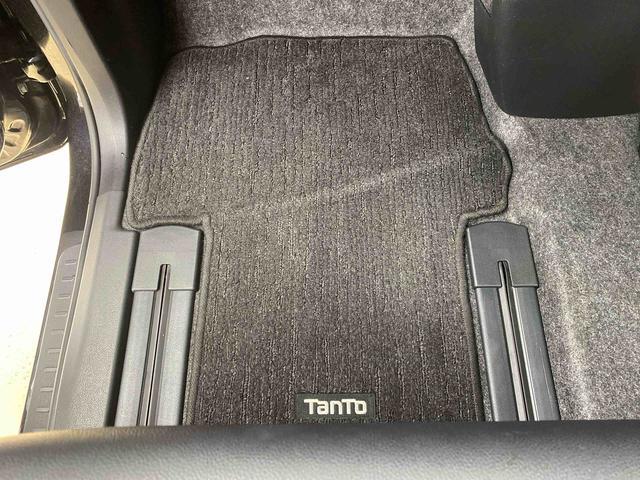 タントカスタムＸ　トップエディションＳＡIII　タイヤ新品保証付きまごころ保証１年付き　記録簿　取扱説明書　ナビ　バックカメラ　スマートキー　アルミホイール　エアバッグ　エアコン　パワーステアリング　パワーウィンドウ　ＡＢＳ（静岡県）の中古車