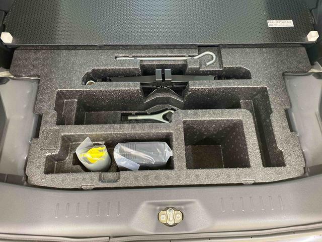 タントカスタムＸ　トップエディションＳＡIII　タイヤ新品保証付きまごころ保証１年付き　記録簿　取扱説明書　ナビ　バックカメラ　スマートキー　アルミホイール　エアバッグ　エアコン　パワーステアリング　パワーウィンドウ　ＡＢＳ（静岡県）の中古車