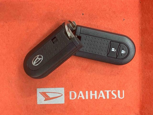 キャストスタイルG SAII タイヤ新品まごころ保証1年付き 記録簿 取扱説明書 ナビ バックカメラ ルーフ クリアはがれ.衝突被害軽減システム スマートキー アルミホイール レーンアシスト ワンオーナー エアバッグ エアコン ABS(静岡県)の中古車