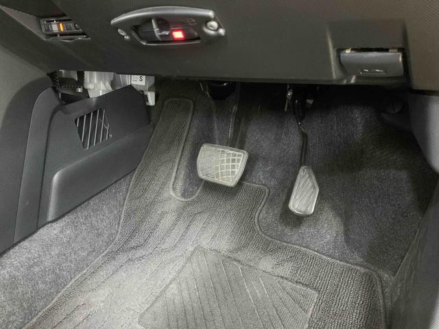 ロッキープレミアムG 純正9型ナビ ドラレコ ETC バックカメラまごころ保証(納車日から1年・走行距離無制限)付き 純正9インチナビ ドラレコ ETC バックカメラ オートエアコン キーフリー 電動格納ドアミラー 電動パーキングブレーキ クルーズコントロール(静岡県)の中古車