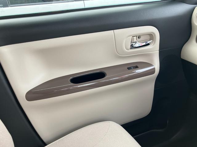ムーヴキャンバスＧメイクアップＶＳ　ＳＡIII１４インチフルホイールキャップ　ＬＥＤヘッドランプ　キーフリーシステム　両側パワースライドドア　オートエアコン（プッシュ式）　オートライト　置きラクボックス（静岡県）の中古車