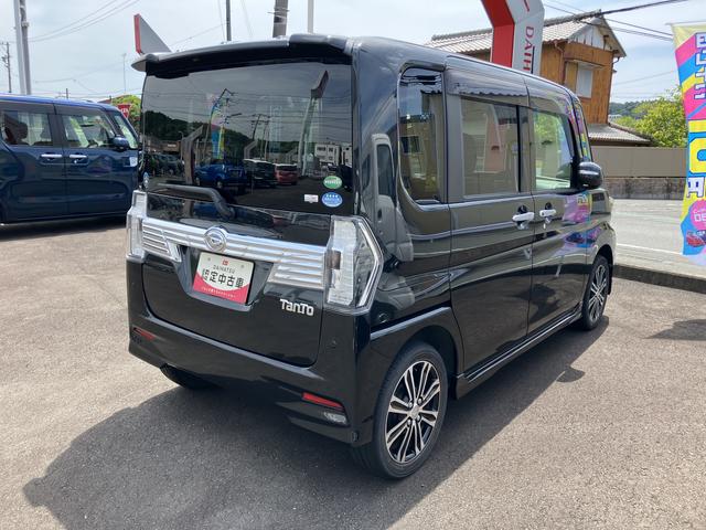 タントカスタムＲＳ　トップエディションＳＡII１５インチアルミホイール　大型エアロバンパー　ＬＥＤヘッドランプ　オート格納式カラードドアミラー　本革巻ステアリングホイール　両側パワースライドドア（静岡県）の中古車