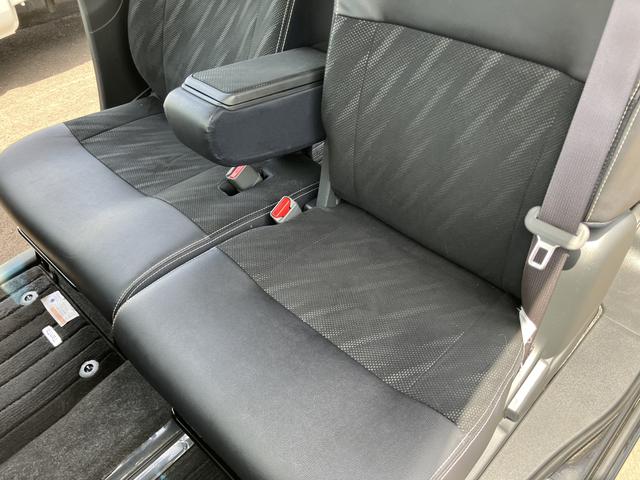 タントカスタムＲＳ　トップエディションＳＡII１５インチアルミホイール　大型エアロバンパー　ＬＥＤヘッドランプ　オート格納式カラードドアミラー　本革巻ステアリングホイール　両側パワースライドドア（静岡県）の中古車