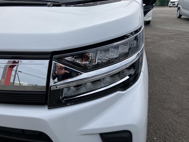 ムーヴカスタム　Ｘ　ＶＳ　ＳＡIII１４インチアルミホイール　ウレタンインパネセンターシフト　スーパーＵＶＩＲカットガラス（フロントドア）　ＬＥＤヘッドランプ　自発光式２眼メーター　ＴＦＴカラーマルチインフォメーションディスプレイ（静岡県）の中古車