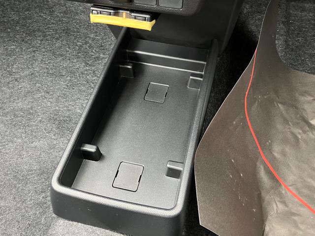 ミライースＢ　ＳＡIII１３スチールホイール　マルチリフレクターハロゲンヘッドランプ　可倒式ドアミラー　自発光式デジタルメーターアンバーイルミネーションメーター　マニュアルエアコン（ダイヤル式）　キーレスエントリー（静岡県）の中古車