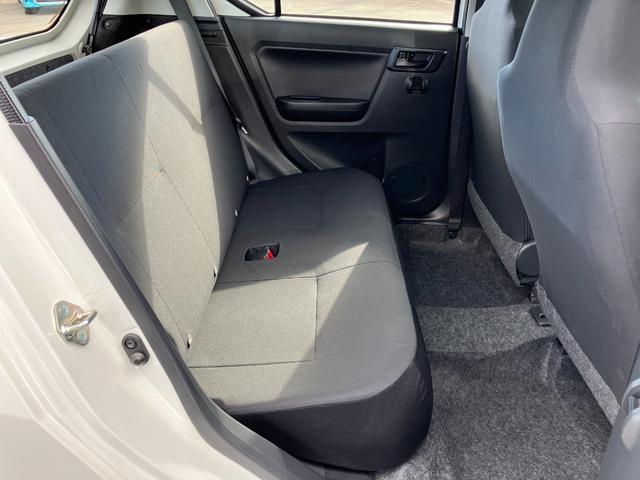 ミライースL SAIII13インチフルホイールキャップ マルチリフレクターハロゲンヘッドランプ 可倒式ドアミラー 自発光式デジタルメーターアンバーイルミネーションメーター マニュアルエアコン(ダイヤル式) キーレスエントリー(静岡県)の中古車