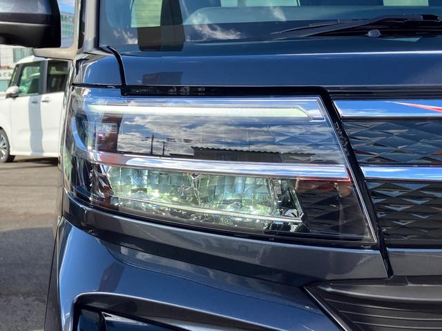 タントカスタムＸ１４インチアルミホイール　大型エアロバンパー　フルＬＥＤヘッドランプ　オート格納式カラードドアミラー　両側パワースライドドア　キーフリーシステム　プッシュボタンスタート（静岡県）の中古車