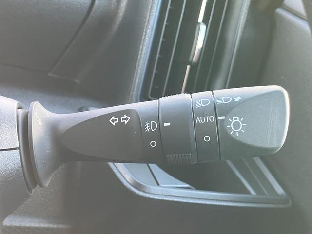 タントカスタムＸ１４インチアルミホイール　大型エアロバンパー　フルＬＥＤヘッドランプ　オート格納式カラードドアミラー　両側パワースライドドア　キーフリーシステム　プッシュボタンスタート（静岡県）の中古車