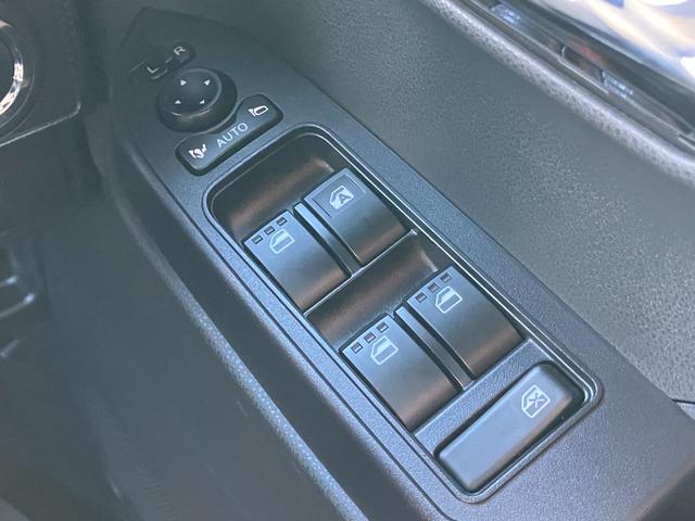 タントカスタムＸ１４インチアルミホイール　大型エアロバンパー　フルＬＥＤヘッドランプ　オート格納式カラードドアミラー　両側パワースライドドア　キーフリーシステム　プッシュボタンスタート（静岡県）の中古車