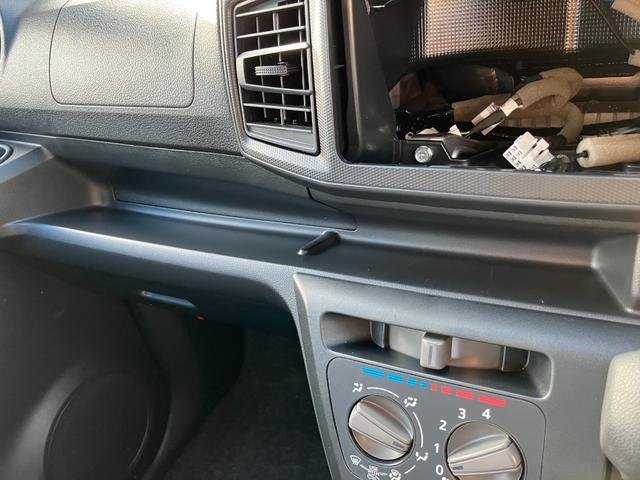 ミライースＬ　ＳＡIII１３インチフルホイールキャップ　マルチリフレクターハロゲンヘッドランプ　可倒式ドアミラー　自発光式デジタルメーターアンバーイルミネーションメーター　マニュアルエアコン（ダイヤル式）　キーレスエントリー（静岡県）の中古車