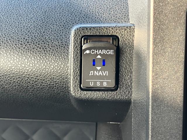 タントカスタムＸスタイルセレクションスマートアシスト　キーフリーシステム　ＬＥＤヘッドライト　両側パワースライドドア　コーナーセンサー　ミラクルオープンドア　シートバックテーブル（静岡県）の中古車