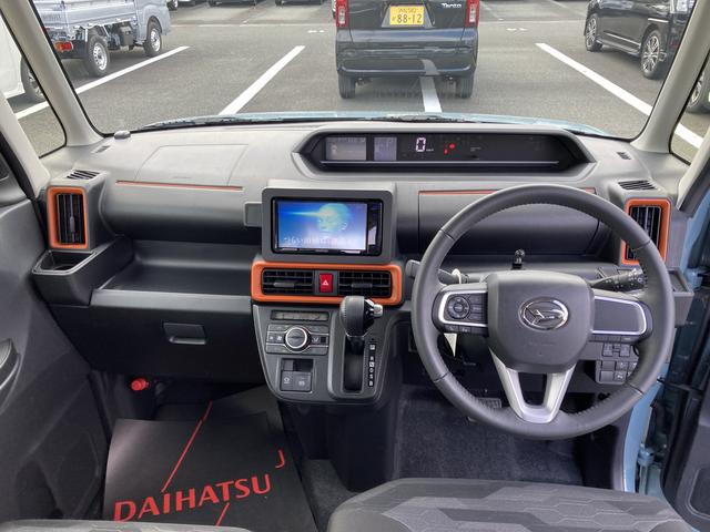 タントファンクロスターボ　ナビ付ナビ　１５インチアルミホイール　キーフリーシステム　プッシュボタンスタート　オートエアコン（プッシュ式）　フルＬＥＤヘッドランプ　オート格納式カラードドアミラー　本革巻ステアリングホイール（静岡県）の中古車