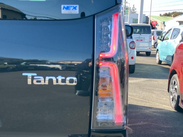 タントカスタムＲＳスタイルセレクション１５インチアルミホイール　キーフリーシステム　プッシュボタンスタート　オートエアコン（プッシュ式）　フルＬＥＤヘッドランプ　オート格納式カラードドアミラー　本革巻ステアリングホイール（静岡県）の中古車
