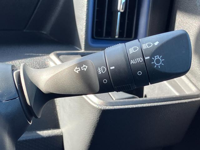 タントカスタムＲＳスタイルセレクション１５インチアルミホイール　キーフリーシステム　プッシュボタンスタート　オートエアコン（プッシュ式）　フルＬＥＤヘッドランプ　オート格納式カラードドアミラー　本革巻ステアリングホイール（静岡県）の中古車