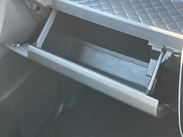 タントカスタムＲＳスタイルセレクション１５インチアルミホイール　キーフリーシステム　プッシュボタンスタート　オートエアコン（プッシュ式）　フルＬＥＤヘッドランプ　オート格納式カラードドアミラー　本革巻ステアリングホイール（静岡県）の中古車