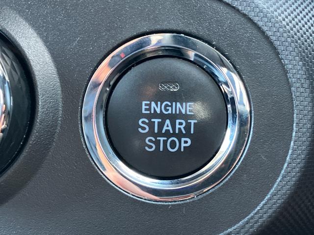 ロッキープレミアム１７インチアルミホイール　ＵＶＩＲカット遮音ガラス　フルＬＥＤヘッドランプ　キーフリーシステム　革巻きステアリングホイール　本革シフトノブ　アクティブマルチインフォメーションメーター（静岡県）の中古車