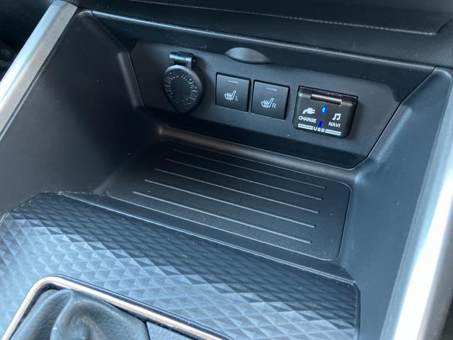 ロッキープレミアム１７インチアルミホイール　ＵＶＩＲカット遮音ガラス　フルＬＥＤヘッドランプ　キーフリーシステム　革巻きステアリングホイール　本革シフトノブ　アクティブマルチインフォメーションメーター（静岡県）の中古車