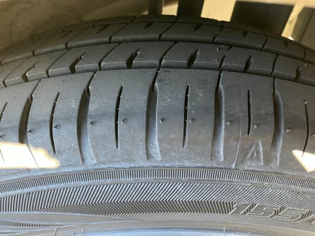 ムーヴキャンバスGメイクアップVS SAIII14インチフルホイールキャップ LEDヘッドランプ キーフリーシステム 両側パワースライドドア オートエアコン(プッシュ式) オートライト 置きラクボックス(静岡県)の中古車