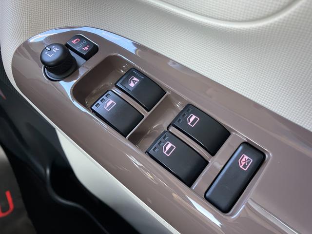 ムーヴキャンバスGメイクアップVS SAIII14インチフルホイールキャップ LEDヘッドランプ キーフリーシステム 両側パワースライドドア オートエアコン(プッシュ式) オートライト 置きラクボックス(静岡県)の中古車