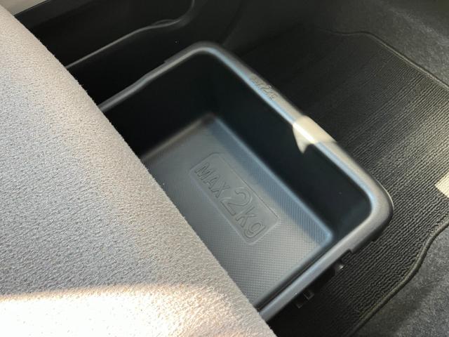 ムーヴキャンバスGメイクアップVS SAIII14インチフルホイールキャップ LEDヘッドランプ キーフリーシステム 両側パワースライドドア オートエアコン(プッシュ式) オートライト 置きラクボックス(静岡県)の中古車