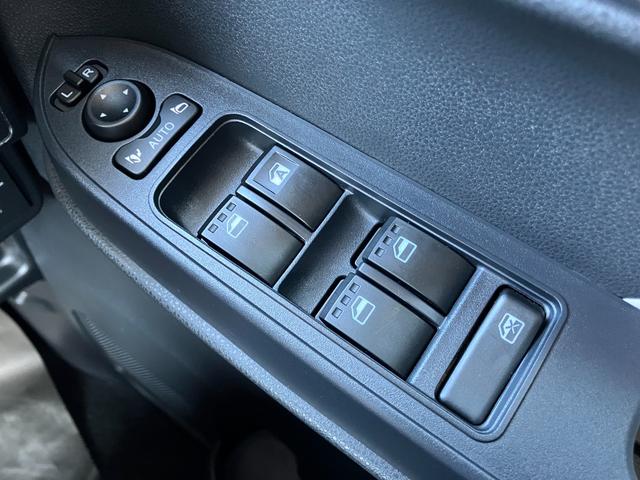 タントスローパーX14インチフルホイールキャップ フルLEDヘッドランプ オート格納式カラードドアミラー 左側パワースライドドア TFTカラーマルチインフォメーションディスプレイ フルファブリックシート(静岡県)の中古車