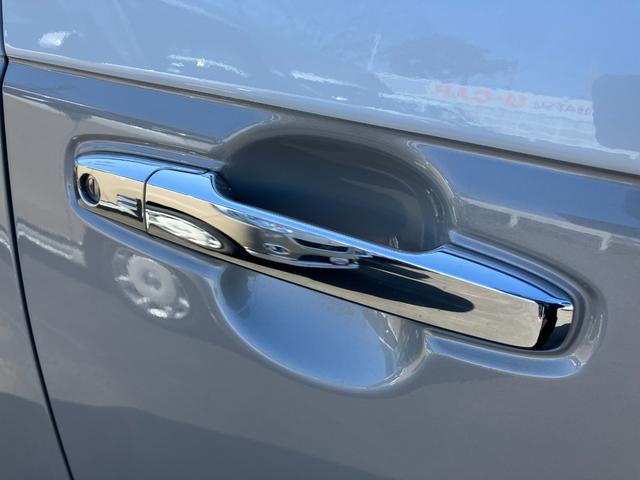 ムーヴキャンバスストライプスG14インチフルホイールキャップ LEDヘッドランプ LEDフォグランプ ホっとカップホルダー 両側パワースライドドア キーフリーシステム プッシュボタンスタート UVカットガラス(静岡県)の中古車