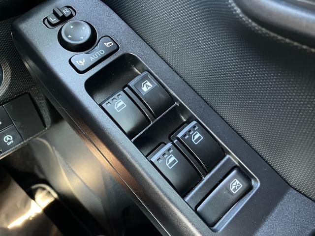 タフトGターボ15インチアルミホイール オートレベリング機能付フルLEDヘッドランプ LEDフォグランプ 本革巻ステアリングホイール 本革巻インパネセンターシフト TFTカラーマルチインフォメーションディスプレイ(静岡県)の中古車