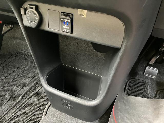 ムーヴキャンバスＧメイクアップＶＳ　ＳＡIII１４インチフルホイールキャップ　ＬＥＤヘッドランプ　キーフリーシステム　両側パワースライドドア　オートエアコン（プッシュ式）　オートライト　置きラクボックス（静岡県）の中古車