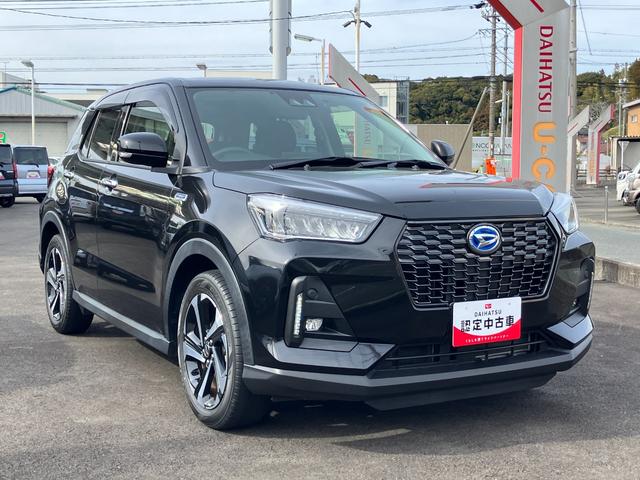 ロッキープレミアムＧ　ＨＥＶ１７インチアルミホイール　ＵＶＩＲカット遮音ガラス　フルＬＥＤヘッドランプ　キーフリーシステム　革巻きステアリングホイール　本革シフトノブ　アクティブマルチインフォメーションメーター（静岡県）の中古車