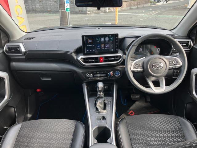 ロッキープレミアムＧ　ＨＥＶ１７インチアルミホイール　ＵＶＩＲカット遮音ガラス　フルＬＥＤヘッドランプ　キーフリーシステム　革巻きステアリングホイール　本革シフトノブ　アクティブマルチインフォメーションメーター（静岡県）の中古車