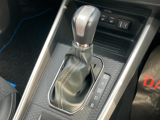 ロッキープレミアムＧ　ＨＥＶ１７インチアルミホイール　ＵＶＩＲカット遮音ガラス　フルＬＥＤヘッドランプ　キーフリーシステム　革巻きステアリングホイール　本革シフトノブ　アクティブマルチインフォメーションメーター（静岡県）の中古車