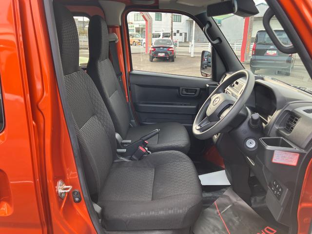 ハイゼットカーゴDXCVT 撥水フルファブリックシート表皮 オーバーヘッドシェルフ アッパートレイ キーレスエントリー ユースフルナット(31ヶ所)(静岡県)の中古車