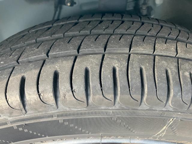 ミライースＸ　ＳＡIII１４インチフルホイールキャップ　ＬＥＤヘッドランプ　電動格納式（カラード）ドアミラー　自発光式デジタルメーターブルーイルミネーションメーター　マニュアルエアコン（ダイヤル式）　キーレスエントリー（静岡県）の中古車