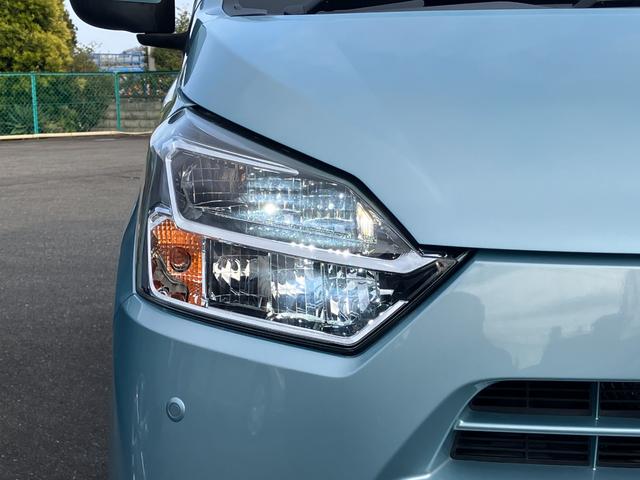 ミライースＸ　ＳＡIII１４インチフルホイールキャップ　ＬＥＤヘッドランプ　電動格納式（カラード）ドアミラー　自発光式デジタルメーターブルーイルミネーションメーター　マニュアルエアコン（ダイヤル式）　キーレスエントリー（静岡県）の中古車