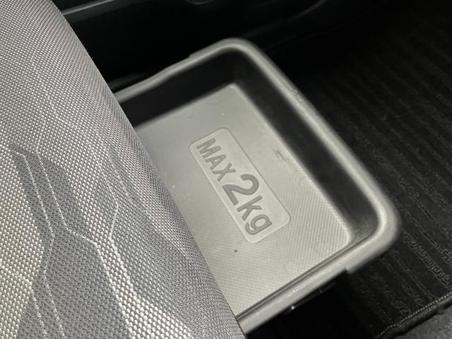 タフトＧ　クロムベンチャーメッキドアアウターハンドル　１５インチアルミホイール　オートレベリング機能付フルＬＥＤヘッドランプ　ＬＥＤフォグランプ　本革巻ステアリングホイール　本革巻インパネセンターシフト（静岡県）の中古車