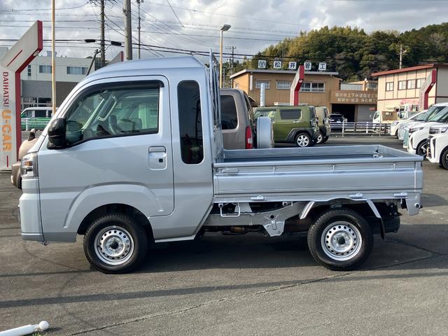 ハイゼットトラックジャンボエクストラＬＥＤヘッドランプ　シートスライド＆リクライニング機構　荷台ステップ　オーバーヘッドシェルフ　マニュアルエアコン　コーナーセンサー（静岡県）の中古車