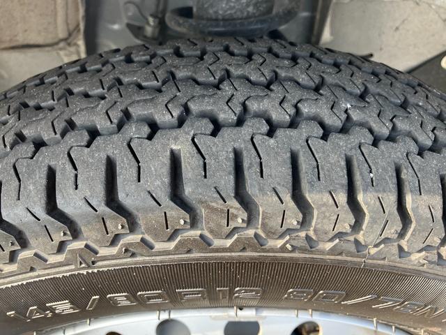 ハイゼットトラックジャンボエクストラＬＥＤヘッドランプ　シートスライド＆リクライニング機構　荷台ステップ　オーバーヘッドシェルフ　マニュアルエアコン　コーナーセンサー（静岡県）の中古車